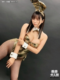 Gcup高達控眼鏡娘 被巨乳耽誤的砌模型大師