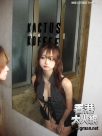塊鏡唔夠大行埋啲照先